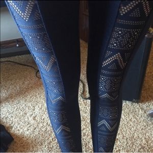 EUC Victorias Grey Leggings S